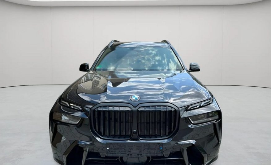 2023  BMW X7 xDrive40d M Sport