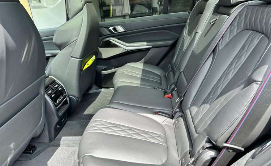 2023  BMW X7 xDrive40d M Sport