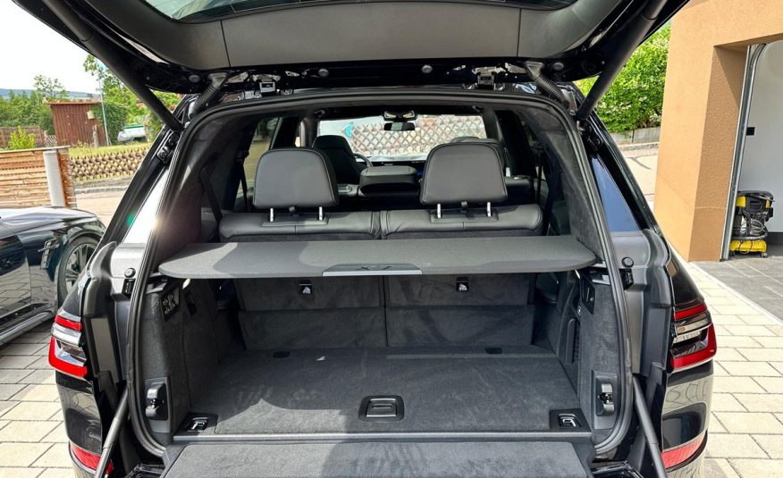 2023  BMW X7 xDrive40d M Sport